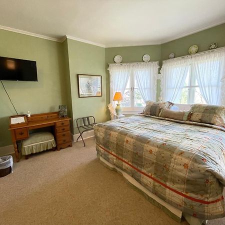 White Rose Inns & Motel ウィスコンシン デルズ エクステリア 写真