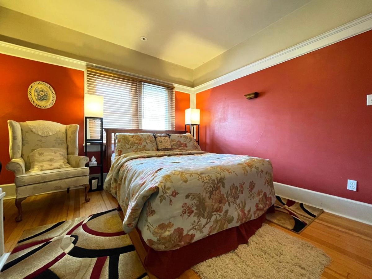 White Rose Inns & Motel ウィスコンシン デルズ 部屋 写真