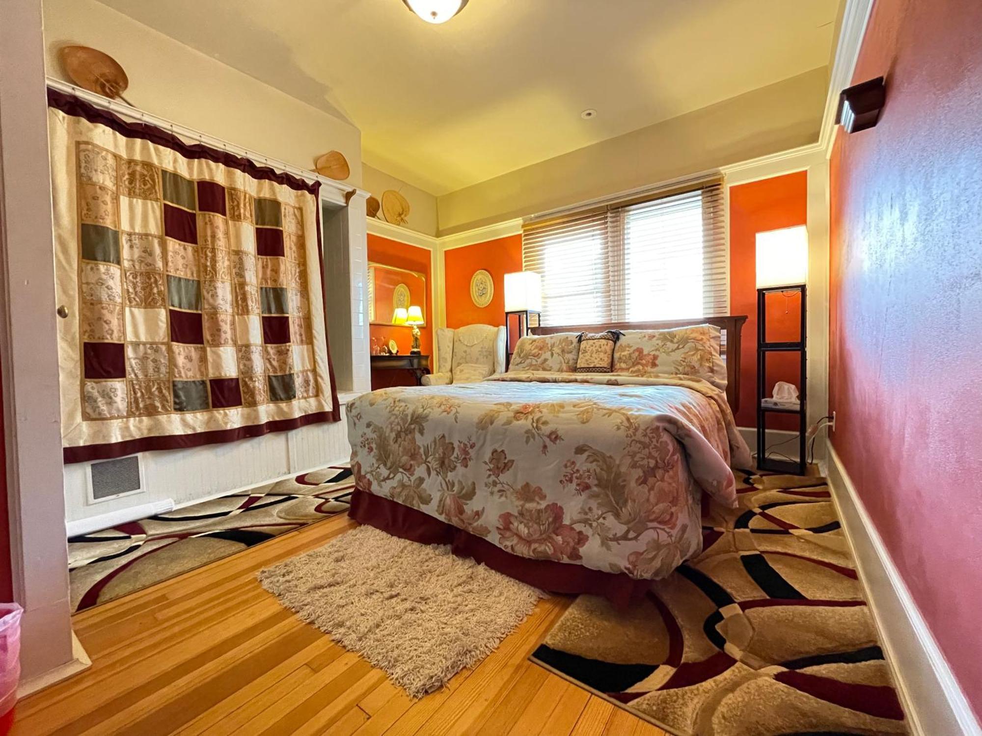 White Rose Inns & Motel ウィスコンシン デルズ 部屋 写真